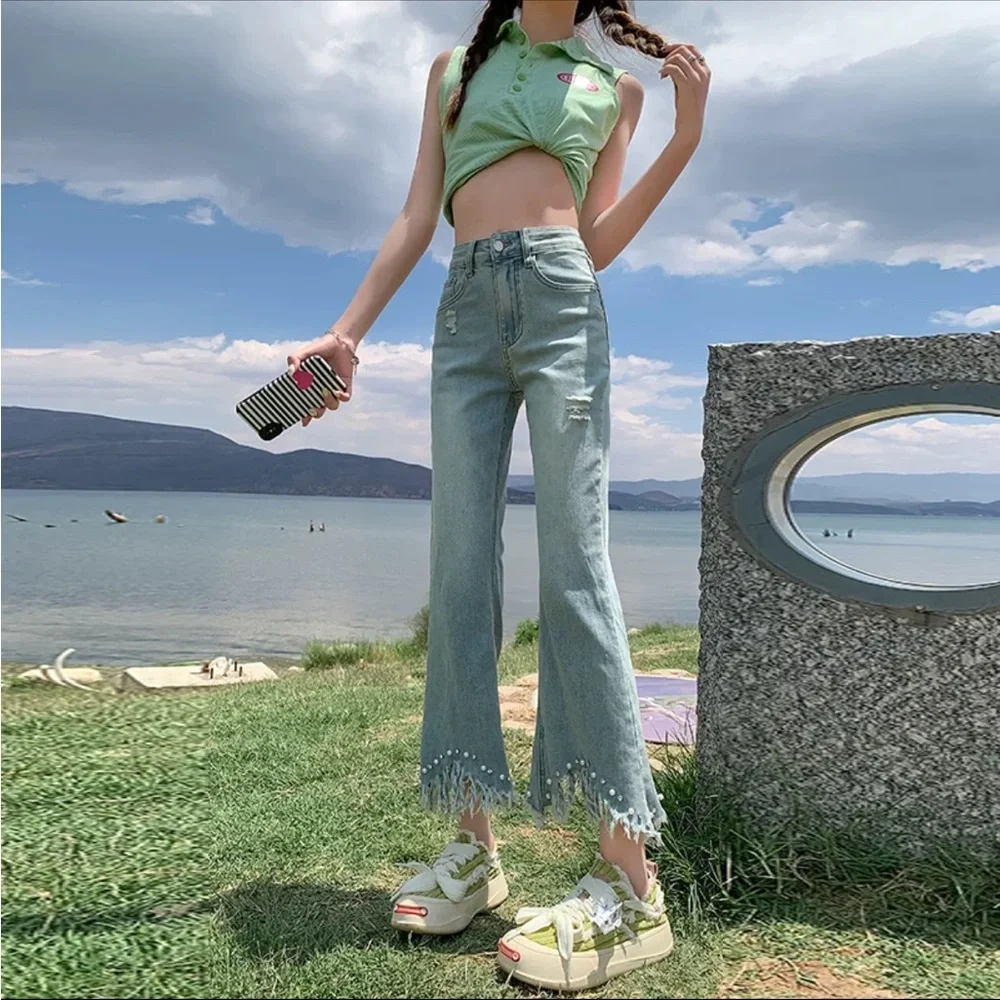 Jeans - Picture 1 of 3